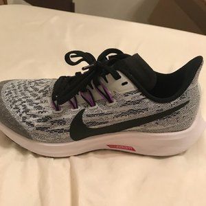 Nike Air Zoom Pegasus 36 Size 4